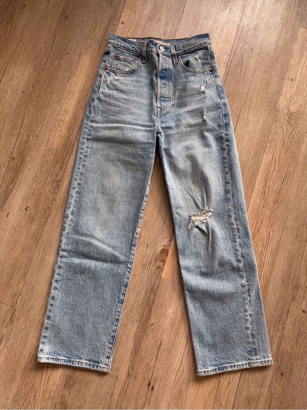 Levi's Ribcage Straight Ankle Jeans - size 24